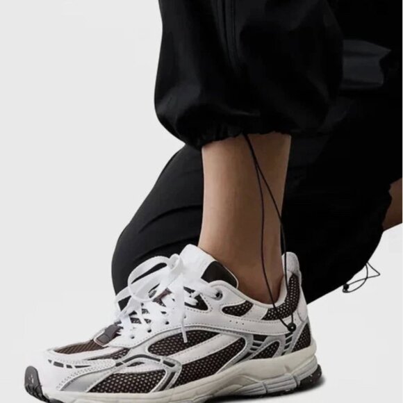 Athleta Rise Pant - Picture 2 of 10